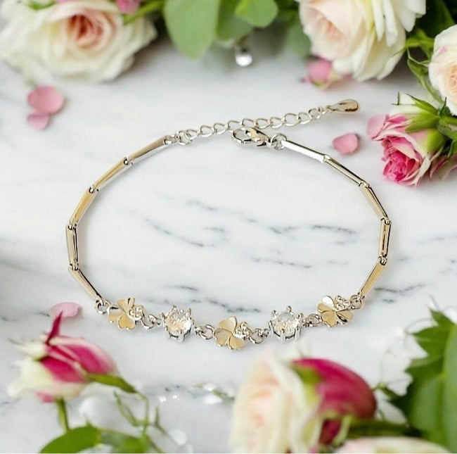 Lucky Clover Sparkling Diamente 925 Sterling Silver Polished Platinum Bracelet