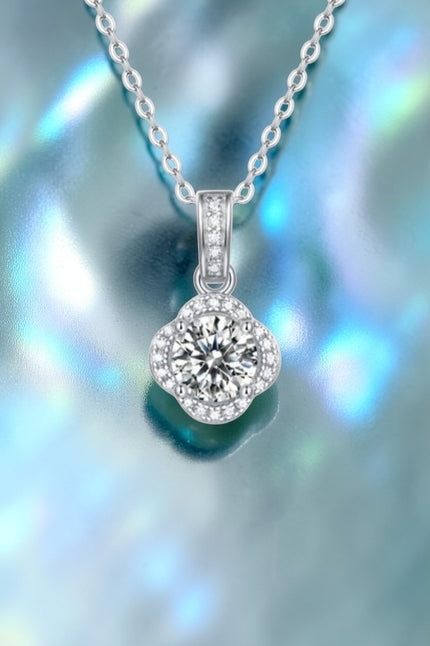 Lab Created 1.0 Ct  Moissanite Brilliant Cut VVS1 Pendant Necklace 18 Ct White Gold Finished Sterling Silver