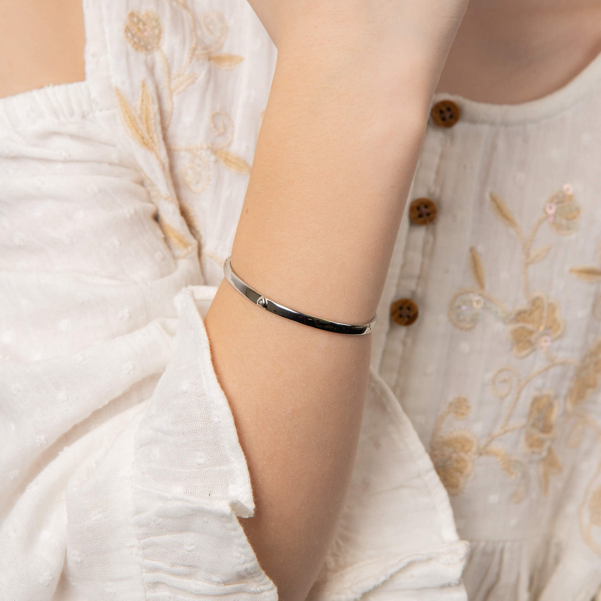 D For Diamond Heart Motif Hinged Maiden Bangle with Diamond-1