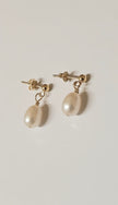 18 Ct Yellow Gold Tone  3mm Ball's White Pearl's Earrings Stud Push Back Gift Pouch