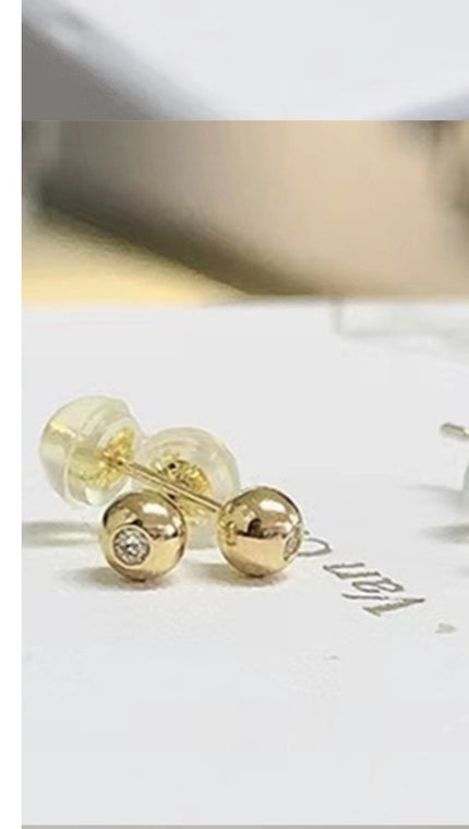 18 K/750 Solid Yellow Gold Sparkling Zircon 4MM Ball's Earring's Stud UK Hallmarked