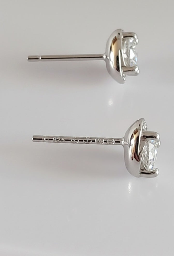 Lab Created Simulated Excellent Diamonds VVS1 18K White Gold P Earrings Stud